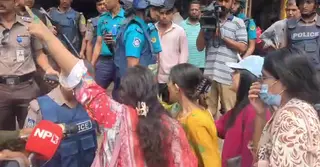 চট্টগ্রামে গ্রাফিতি মোছা নিয়ে উত্তেজনা, ১৪৪ ধারা জারি